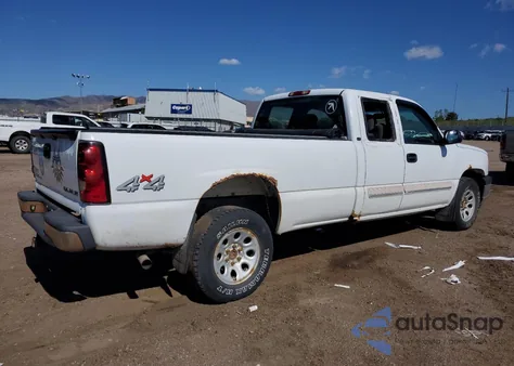 2005 Chevrolet Silverado K1500 from USA, damaged, VIN 1GCEK19T75E100092